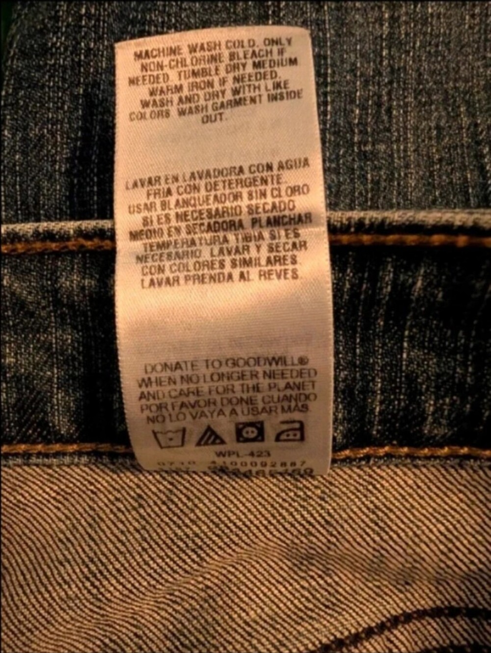 Levi Strauss Signature Women's Bootcut Jeans Size 12 Short Medium Wash Stretch - Picture 12 of 14